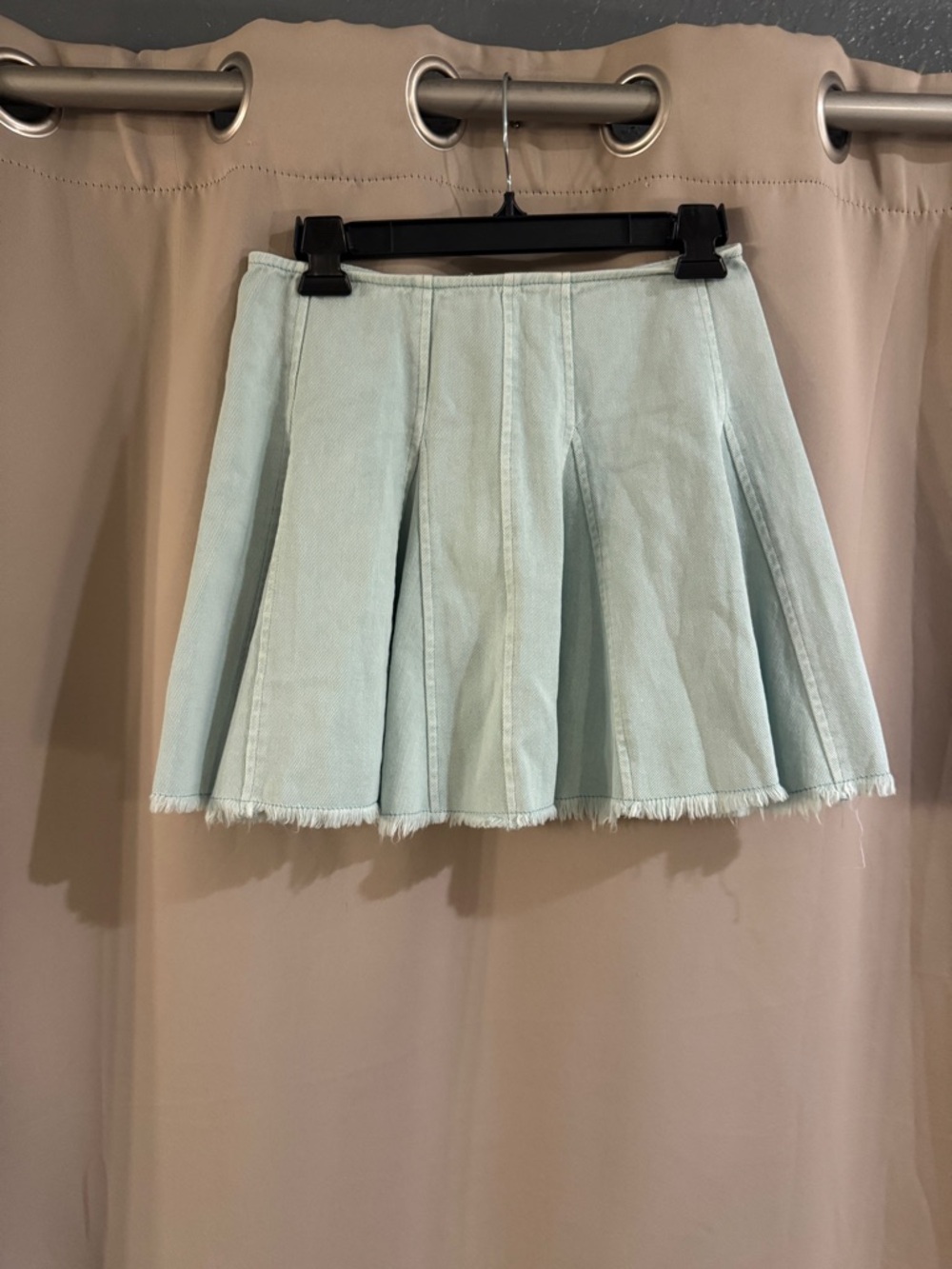 NWT Mustard Seed Pleated Mini Skirt in Pale Mint